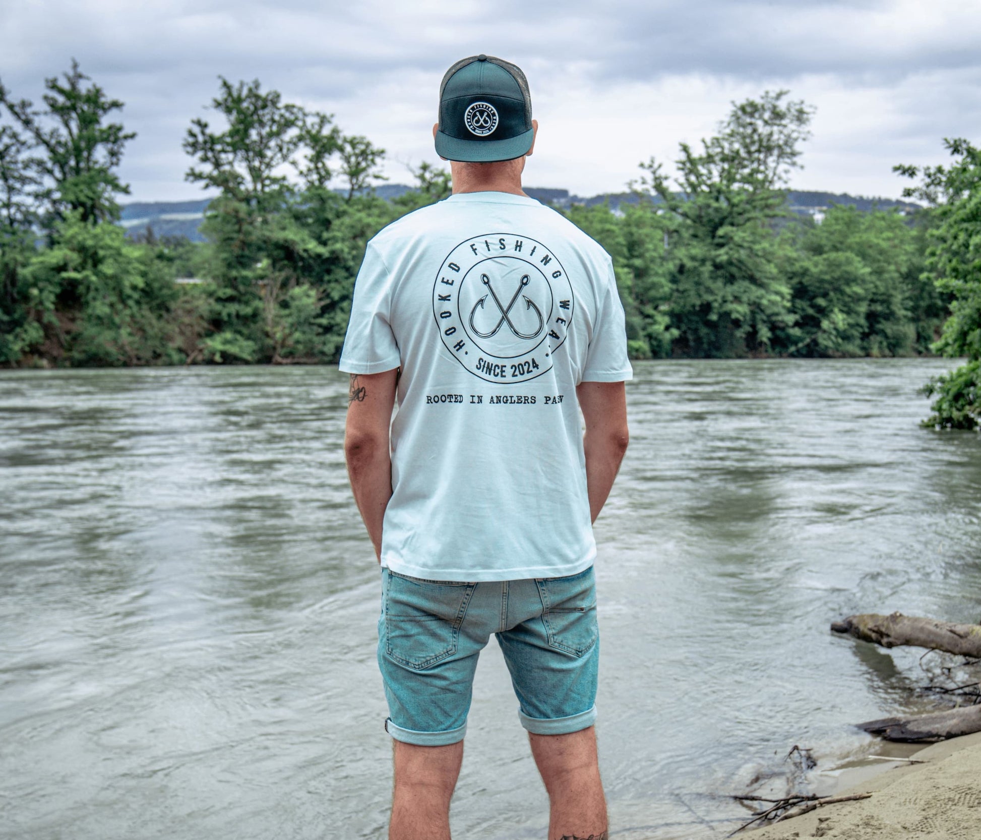 Hooked Fishing Wear Shirt white