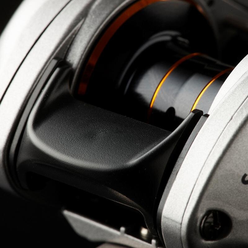 Savage Gear SG6 BC 100 LH 5+1BB Baitcaster