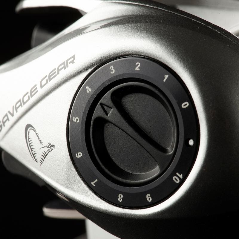 Savage Gear SG10 BC 300 LH 9+1BB Baitcaster 5.6:1